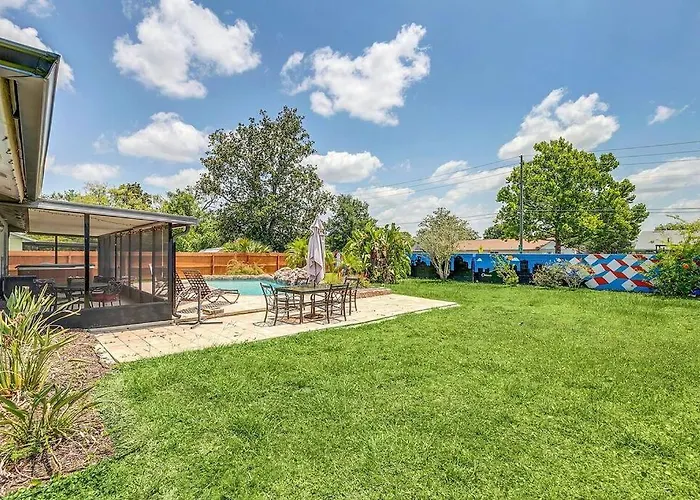 Tranquil Oasis 4Br Pool Home